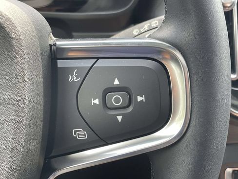 Used 2023 Volvo XC40 Recharge Ultimate w/ Protection Package Premier AWD/4WD image 12