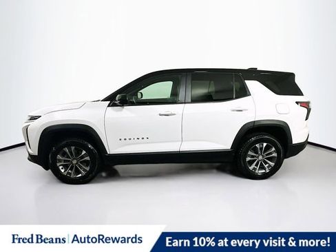 New 2026 Chevrolet Equinox LT w/ Convenience Package II image 3