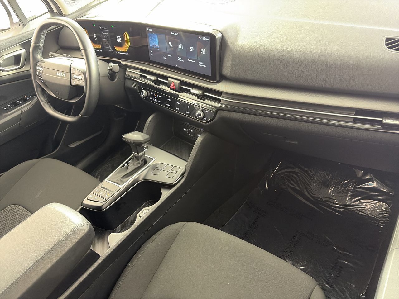 Used 2026 Kia Sportage LX FWD image 25