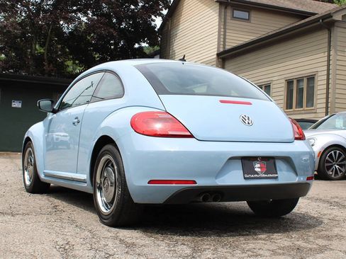 Used 2013 Volkswagen Beetle 2.5 FWD image 5