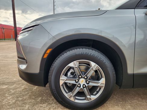 Certified 2024 Chevrolet Blazer LT w/ Driver Confidence Package image 9