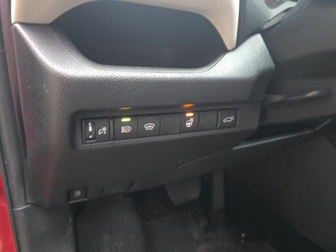Used 2023 Toyota RAV4 XLE image 17