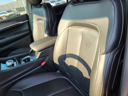 New 2025 Jeep Grand Cherokee Limited w/ Black Appearance Package image 15