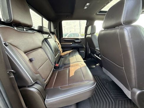 Certified 2024 GMC Sierra 3500 Denali w/ Denali Reserve Package AWD/4WD image 27