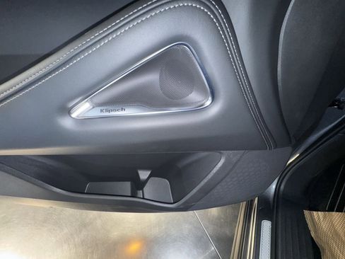 Certified 2026 INFINITI QX60 Luxe w/ Family Package image 18