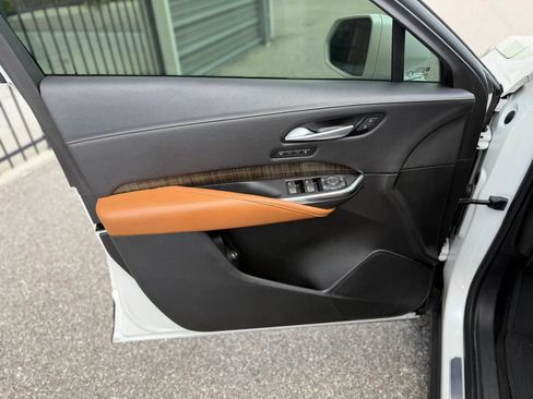 Used 2019 Cadillac XT4 Sport FWD image 23