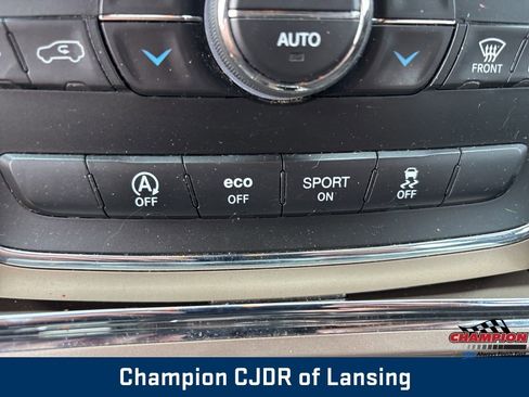 Used 2016 Jeep Grand Cherokee Laredo w/ Quick Order Package 23E image 32