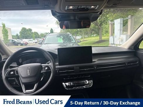 Used 2023 Lincoln Corsair AWD w/ Equipment Group 101A image 16