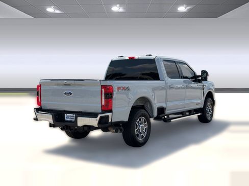 Used 2026 Ford F250 Lariat w/ FX4 Off-Road Package AWD/4WD image 8