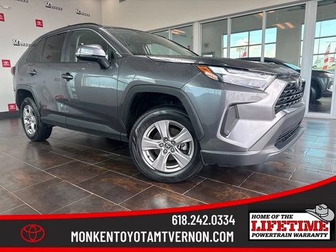 Used 2025 Toyota RAV4 XLE FWD image 1