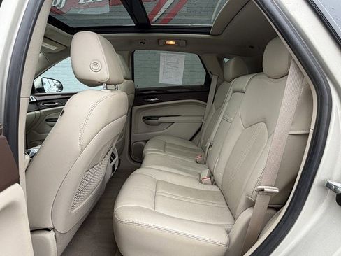 Used 2015 Cadillac SRX Luxury image 22