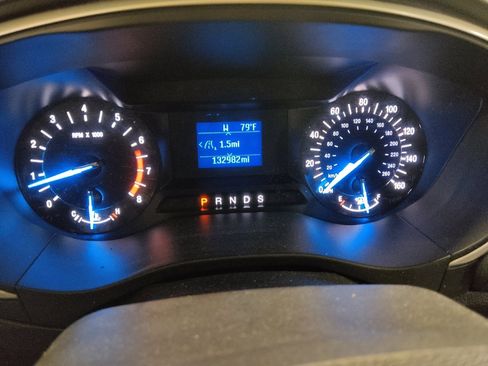 Used 2016 Ford Fusion S FWD image 23