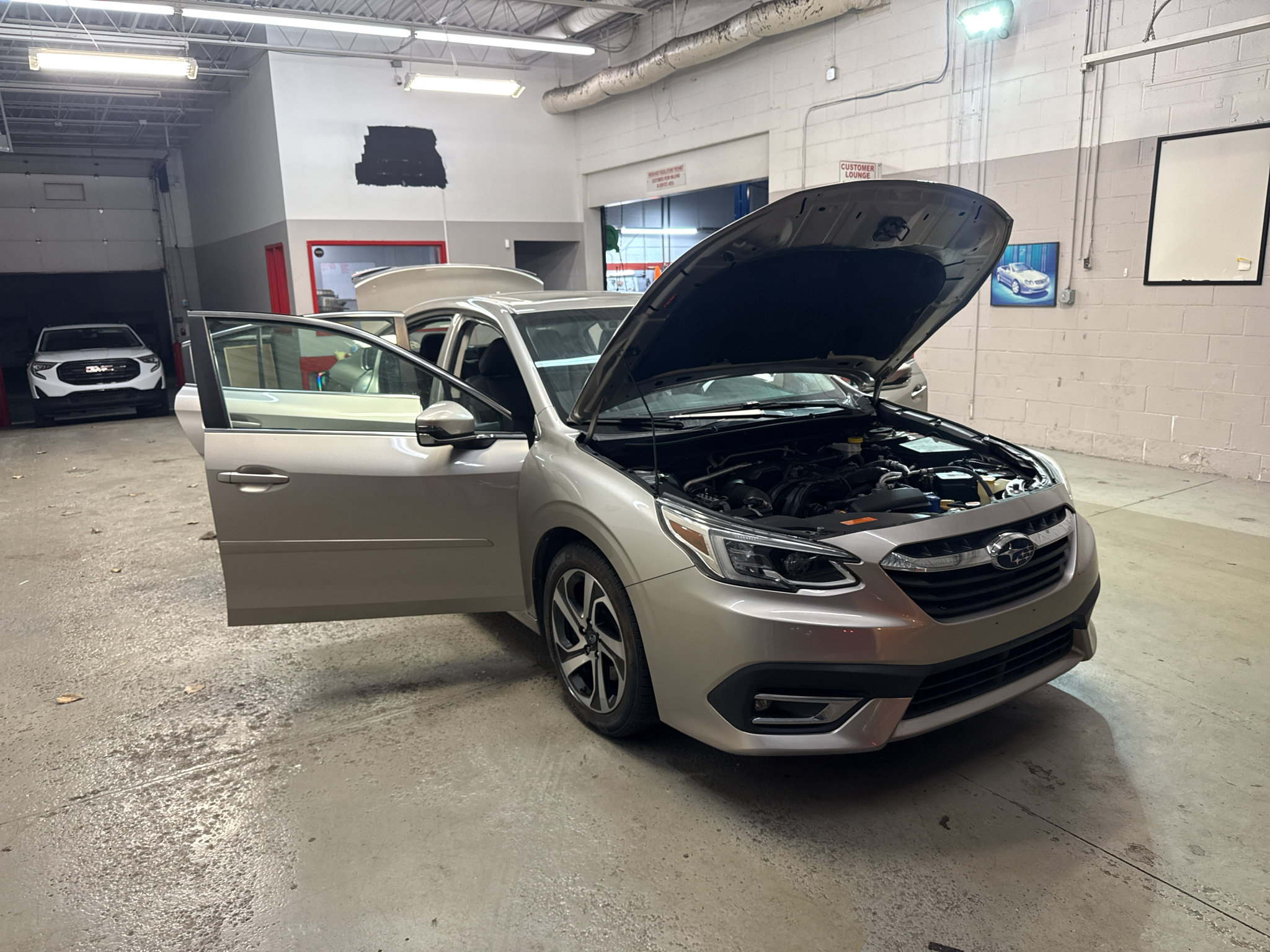 Used 2020 Subaru Legacy Limited AWD/4WD image 9