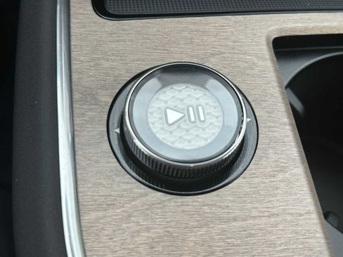 New 2025 Volvo EX90 Ultra w/ Protection Package Premier image 35