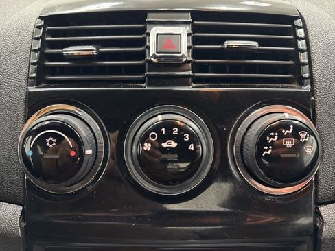 Used 2008 Saturn Sky w/ Premium Trim Package image 15