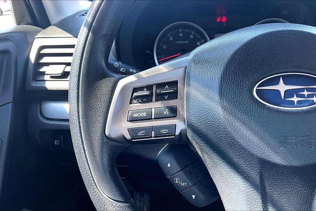Used 2015 Subaru Forester 2.5i Premium AWD/4WD image 18