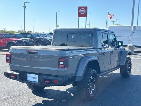 Used 2022 Jeep Gladiator Rubicon w/ LED Lighting Group AWD/4WD image 2