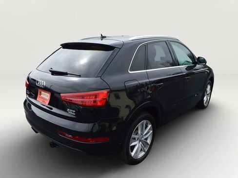 Used 2018 Audi Q3 2.0T Premium Plus w/ Premium Plus Package AWD/4WD image 8