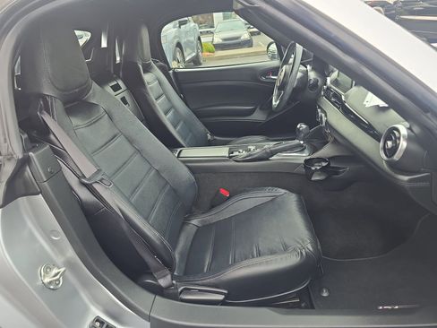 Used 2017 FIAT 124 Spider Lusso image 30