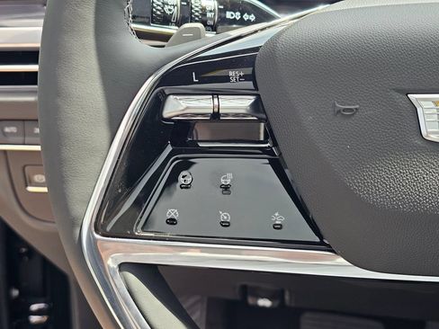 New 2026 Cadillac Escalade Sport AWD/4WD image 30