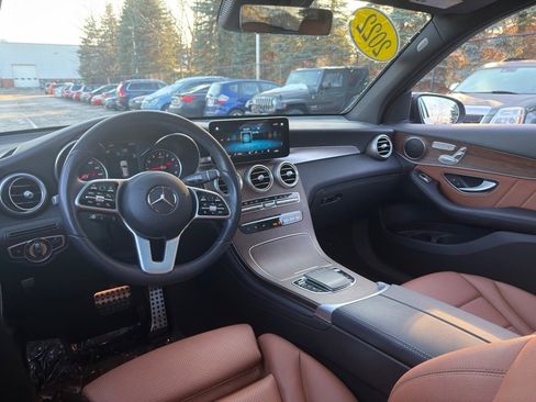 Used 2022 Mercedes-Benz GLC 300 4MATIC image 14
