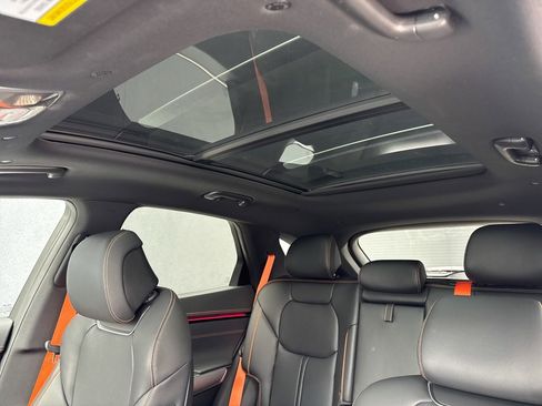 New 2026 Genesis GV70 3.5T Sport Advanced image 16