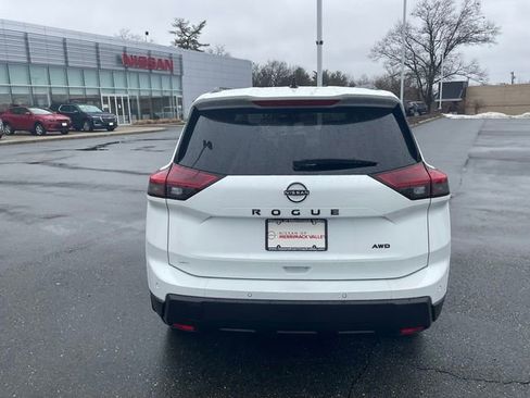 New 2026 Nissan Rogue Dark Armor image 5