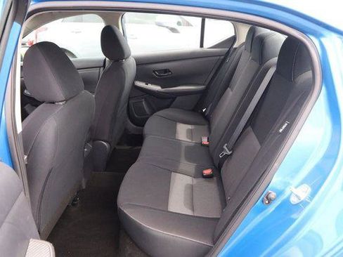 Used 2024 Nissan Sentra SV image 9