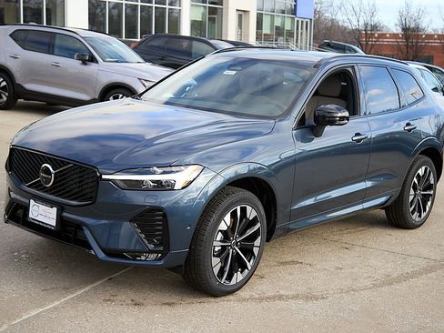 New 2026 Volvo XC60 B5 Plus w/ Protection Package Premier image 6