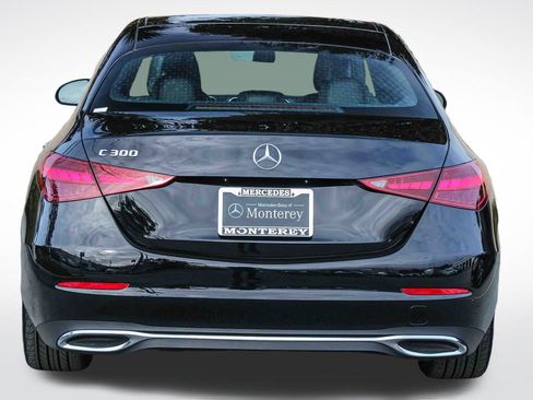 Used 2022 Mercedes-Benz C 300 Sedan image 8