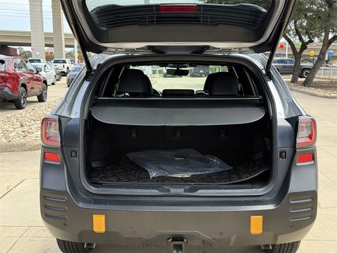 Used 2025 Subaru Outback Wilderness image 12