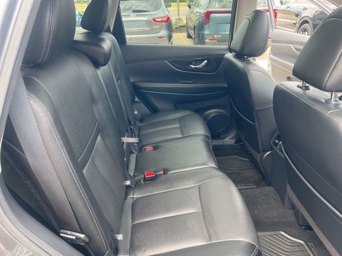 Used 2020 Nissan Rogue SL w/ Premium Package AWD/4WD image 15