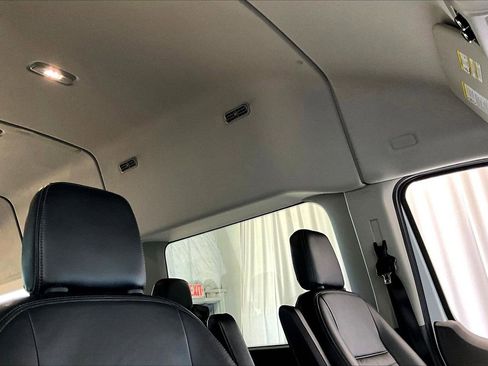 Used 2023 Ford Transit 350 XLT image 26