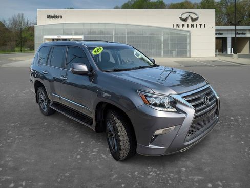 Used 2019 Lexus GX 460 Premium AWD/4WD image 2