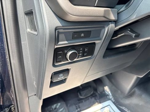 Used 2025 Ford F150 XL AWD/4WD image 13