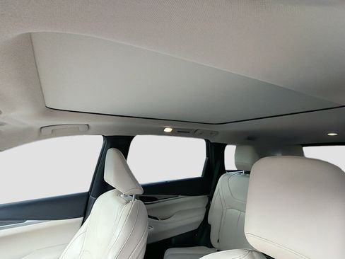 Used 2023 INFINITI QX60 Luxe w/ Performance Audio Package image 28