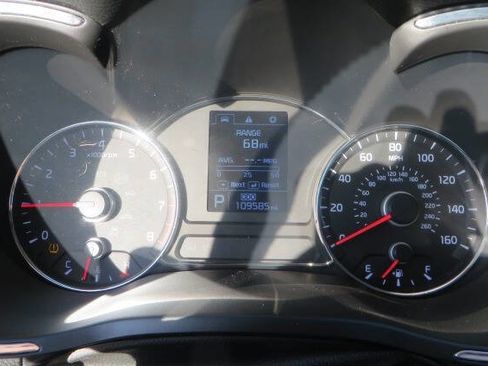 Used 2016 Kia Forte Koup EX image 39