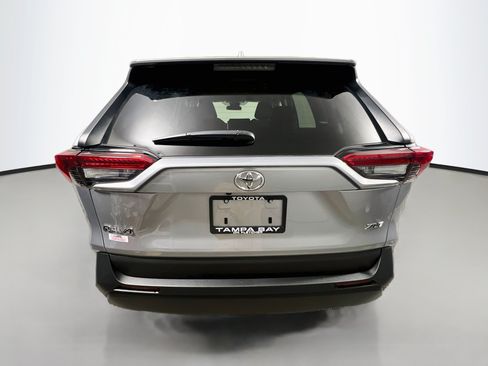 Used 2025 Toyota RAV4 XLE w/ Convenience Package FWD image 6
