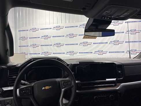New 2026 Chevrolet Silverado 3500 LT w/ Convenience Package AWD/4WD image 2