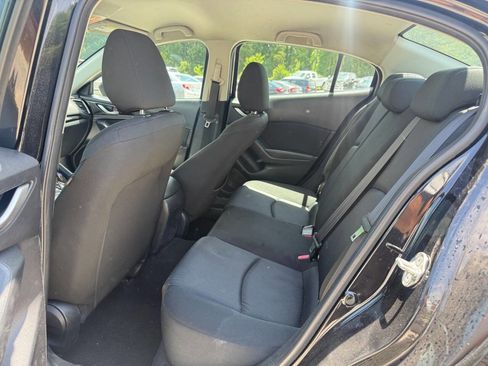 Used 2015 MAZDA MAZDA3 i Sport FWD image 13
