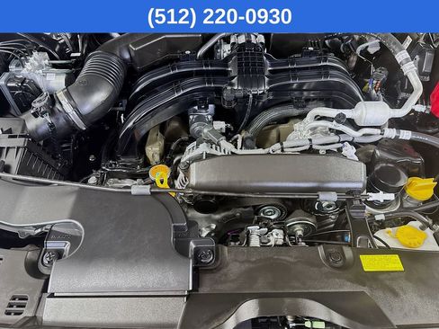 Used 2025 Subaru Crosstrek 2.0i Premium image 39