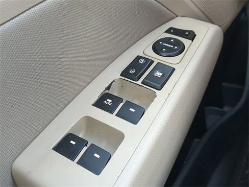 Used 2020 Hyundai Elantra Value Edition w/ Cargo Package (C1) image 23