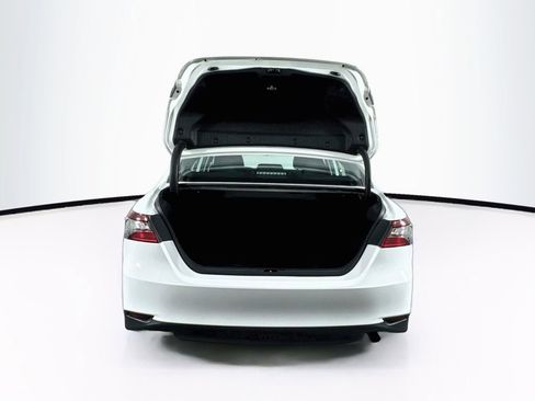 Used 2024 Toyota Camry LE FWD image 30