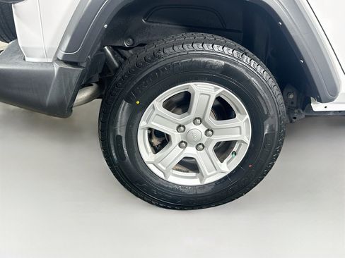 Used 2023 Jeep Wrangler Unlimited Sport AWD/4WD image 11