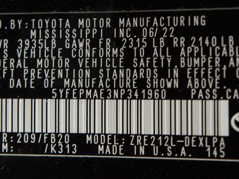 Used 2022 Toyota Corolla LE image 27