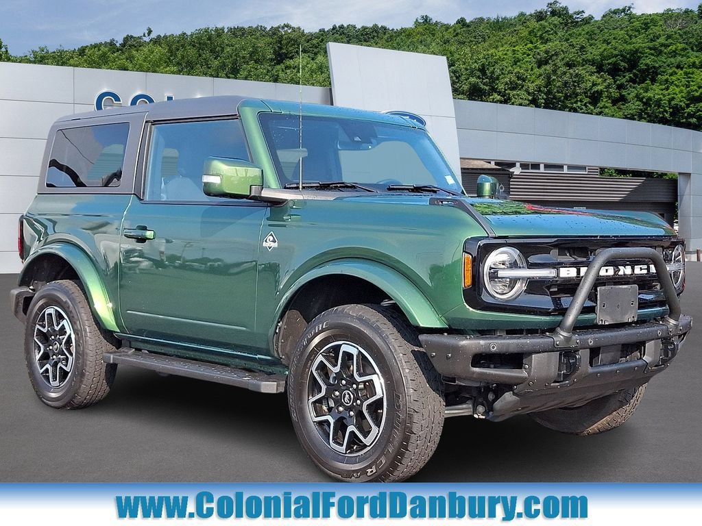 Certified 2023 Ford Bronco Outer Banks AWD/4WD image 1