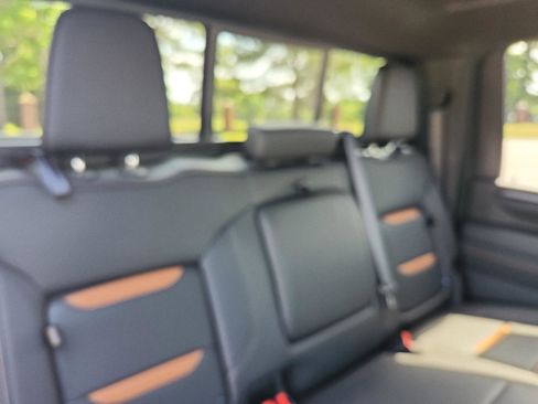 Used 2024 GMC Sierra 2500 AT4 w/ AT4 Premium Plus Package AWD/4WD image 12