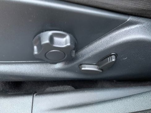 Used 2020 Ford EcoSport SE image 24