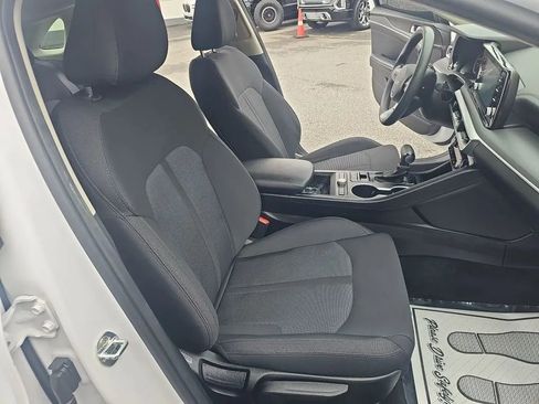 Used 2022 Kia K5 LXS image 22