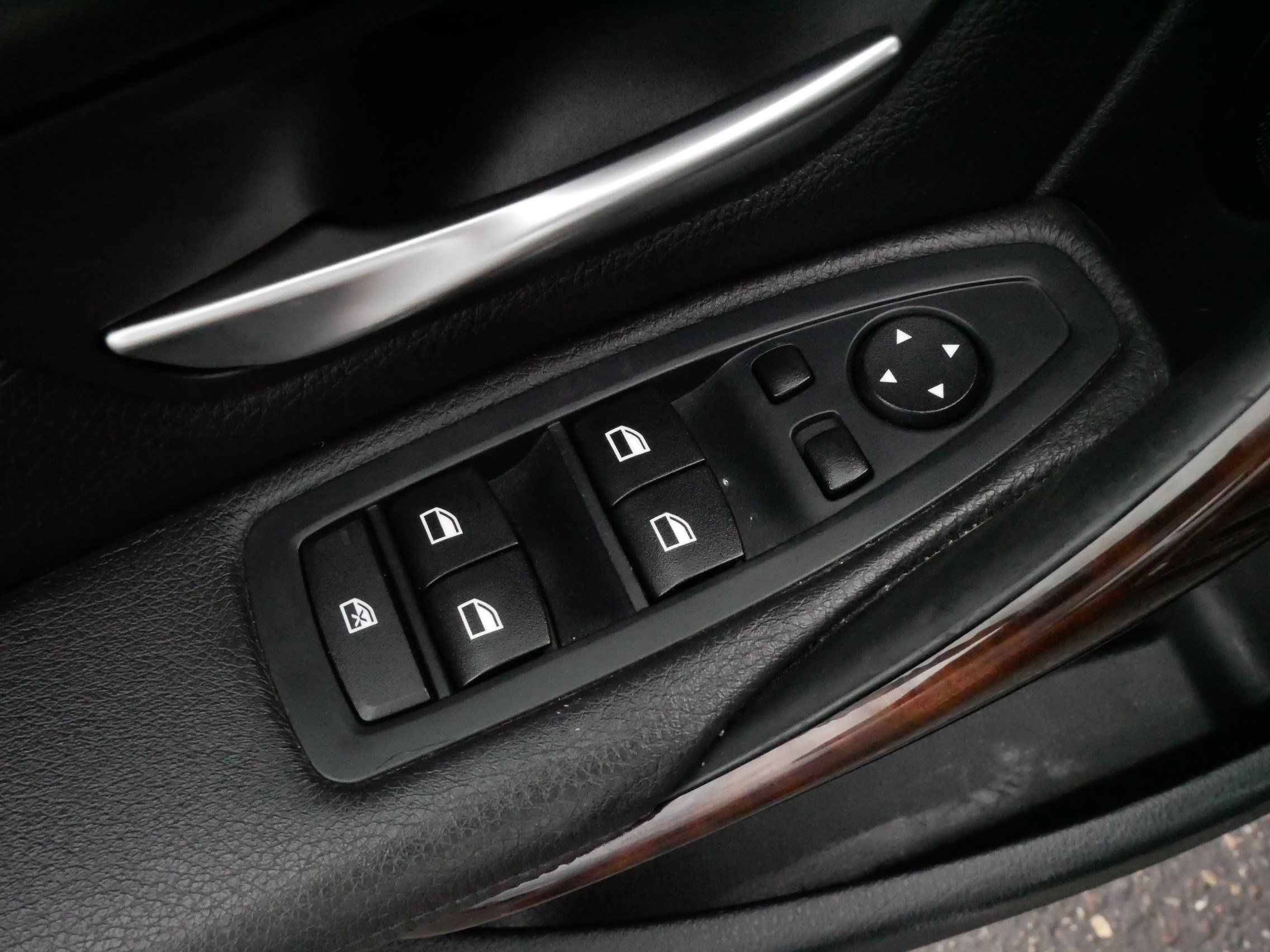 Used 2015 BMW 328i xDrive Sedan AWD/4WD image 19